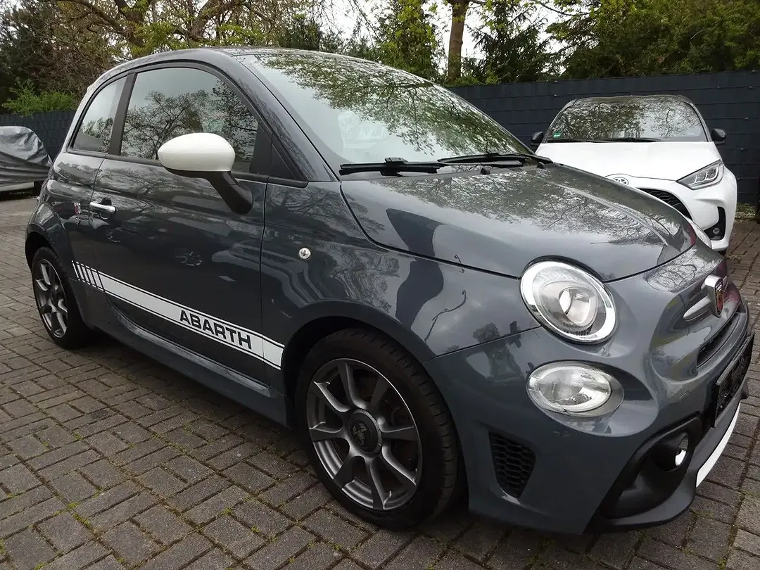 Abarth 595 1.4 T-Jet - Thumbnail 3