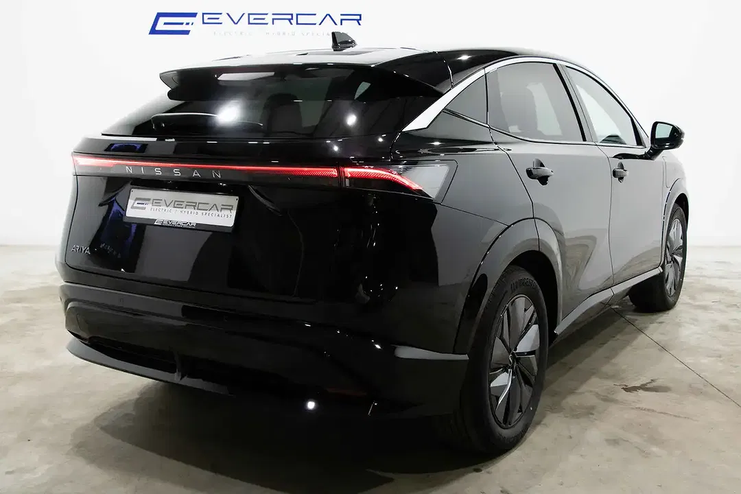 Nissan Ariya EV - Thumbnail 4