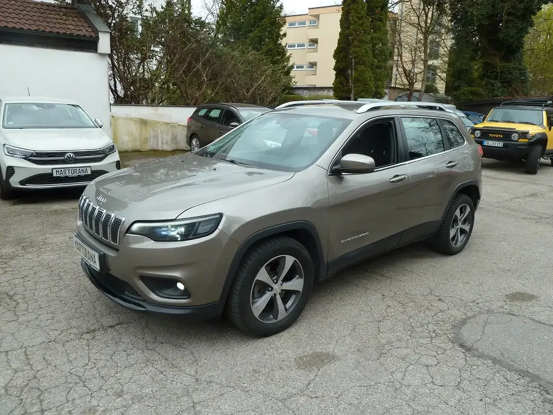 Jeep Cherokee Longitude - foto 2