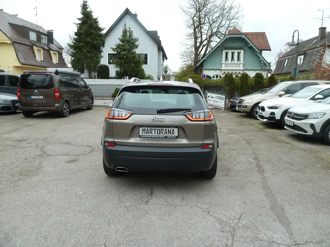 Jeep Cherokee Longitude - Thumbnail 6