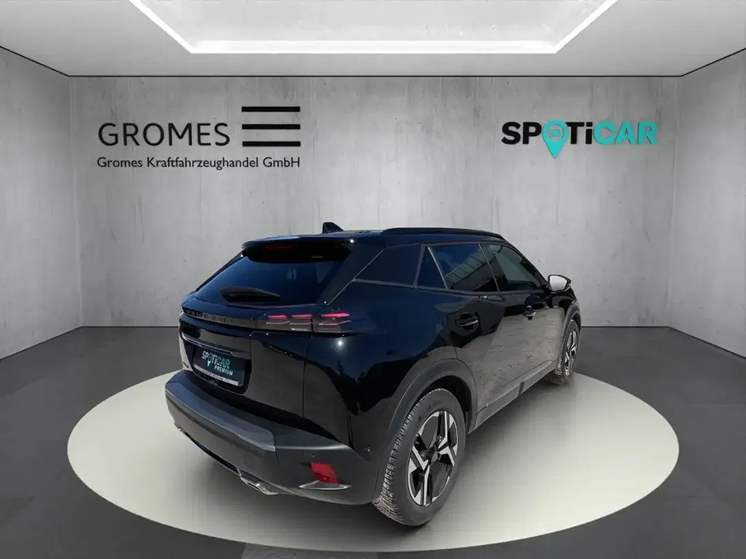 Peugeot 2008 130 PureTech EAT8 Allure - Thumbnail 3