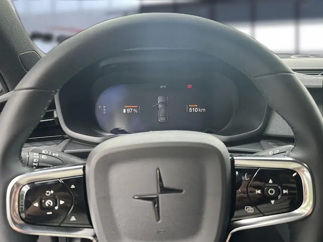 Polestar 2 - Thumbnail 11