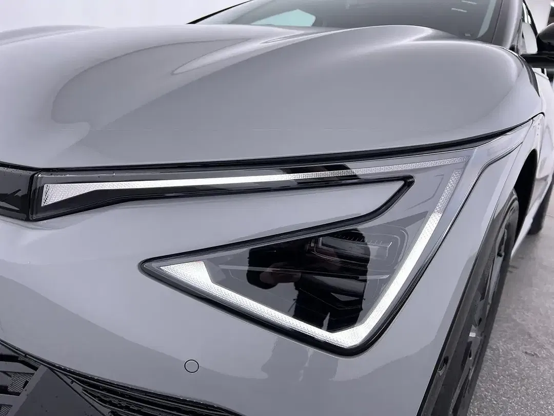 Kia EV6 Earth - Thumbnail 6