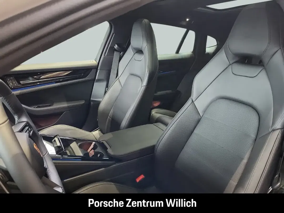 Porsche Panamera E-Hybrid 4 - Thumbnail 8