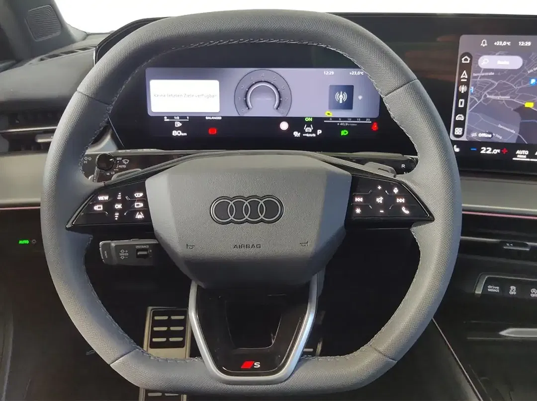 Audi Q3 TFSI S tronic quattro S line - Thumbnail 11
