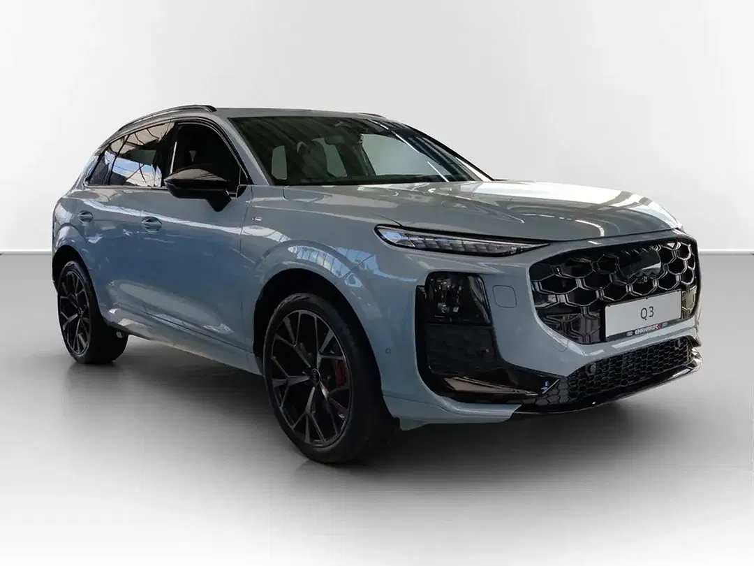 Audi Q3 TFSI S tronic quattro S line - Thumbnail 3