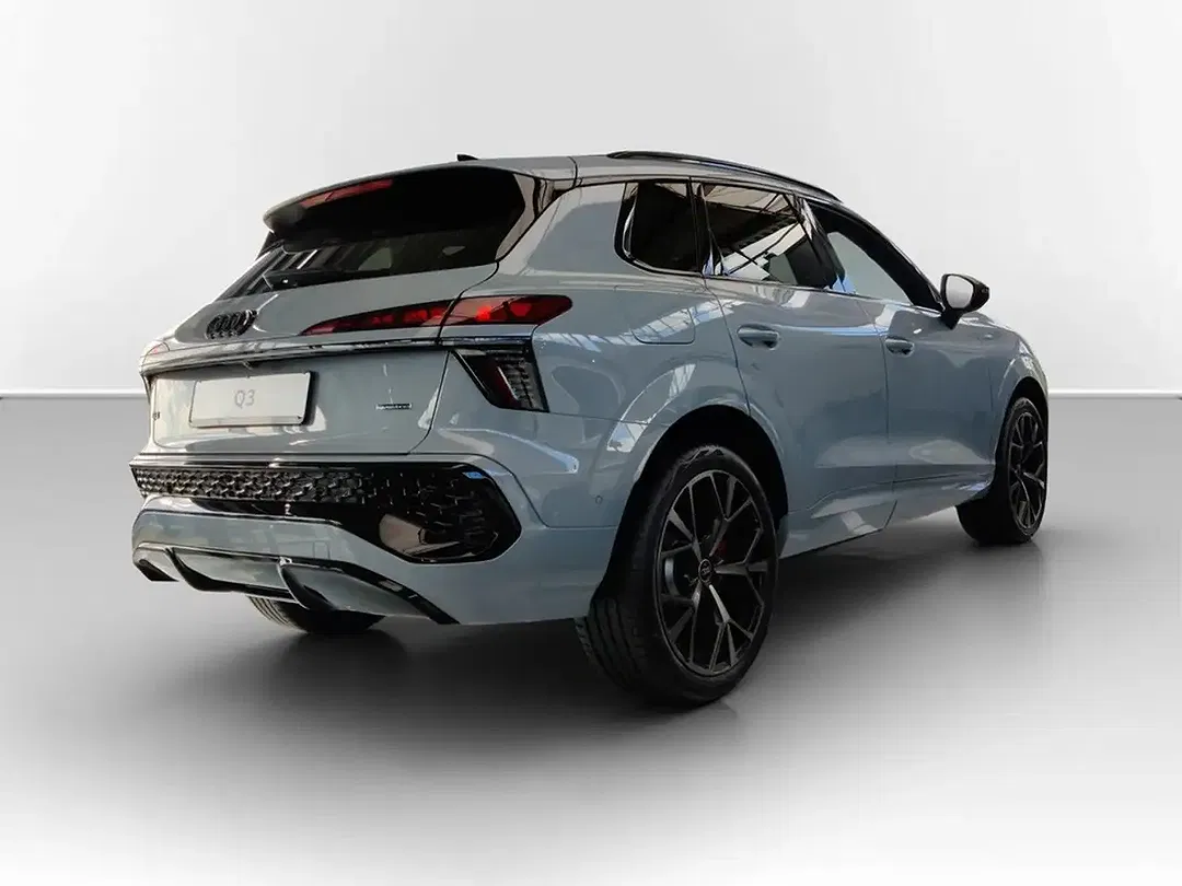Audi Q3 TFSI S tronic quattro S line - Thumbnail 4