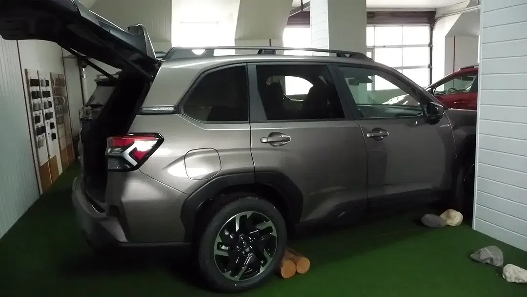 Subaru Forester 2.0 Lineartronic Exclusive - foto 2