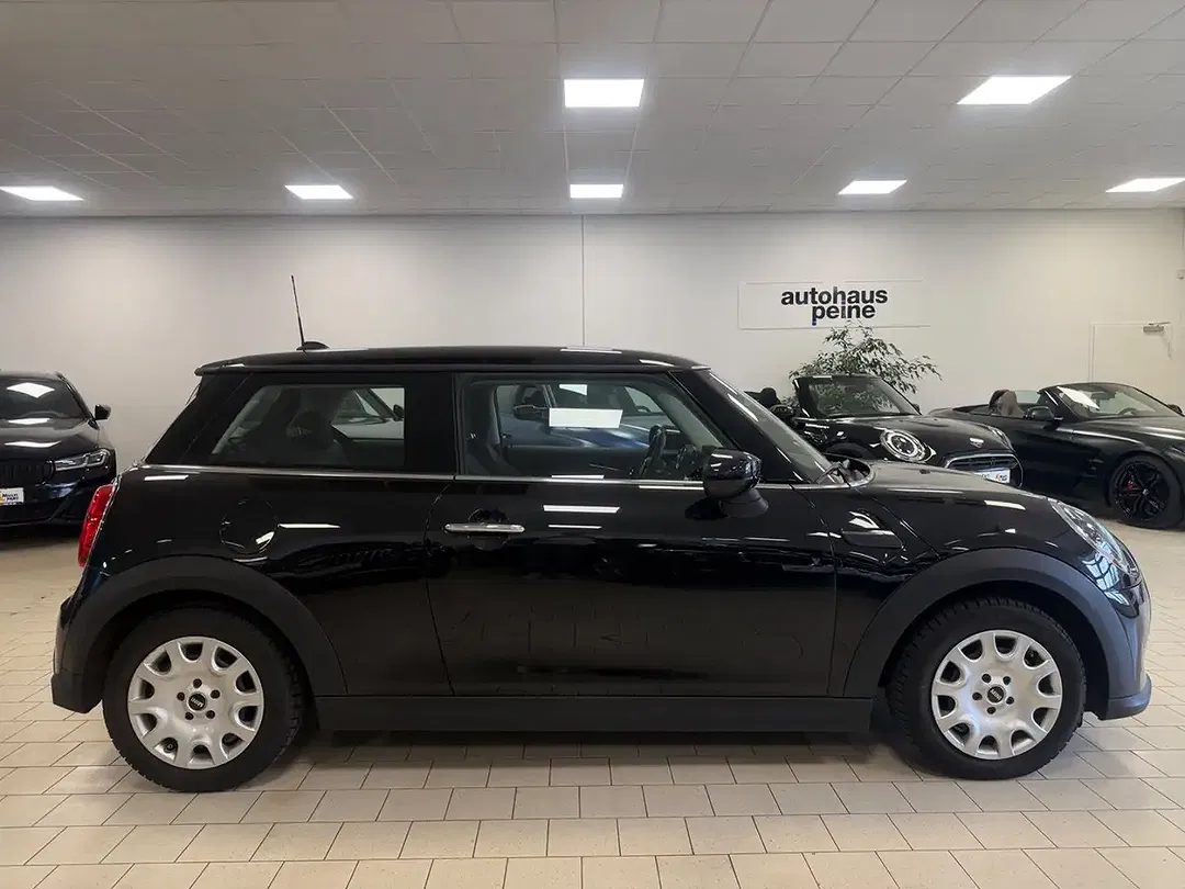 MINI Cooper AUT Essential Trim - Thumbnail 11