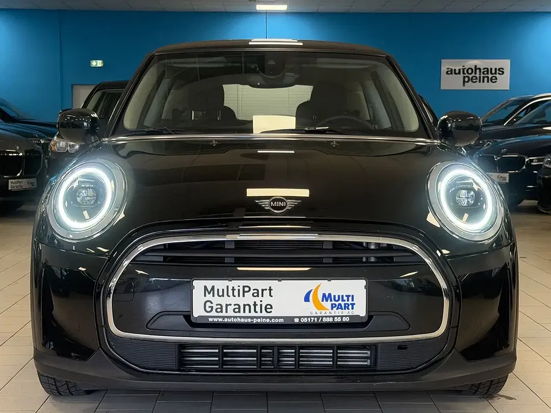 MINI Cooper AUT Essential Trim - Thumbnail 5