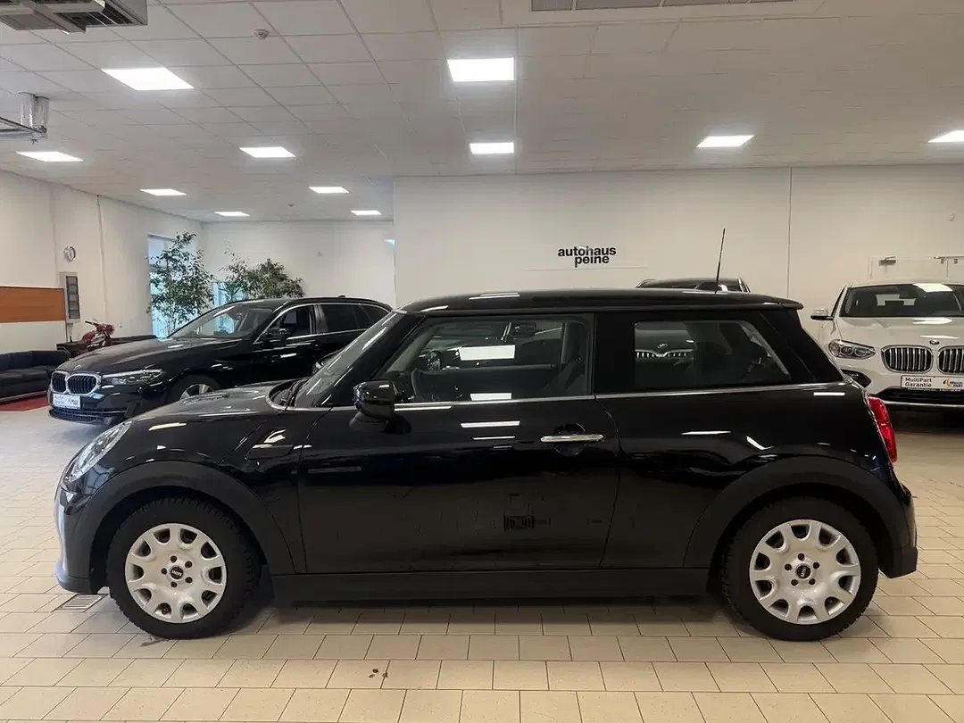 MINI Cooper AUT Essential Trim - Thumbnail 7