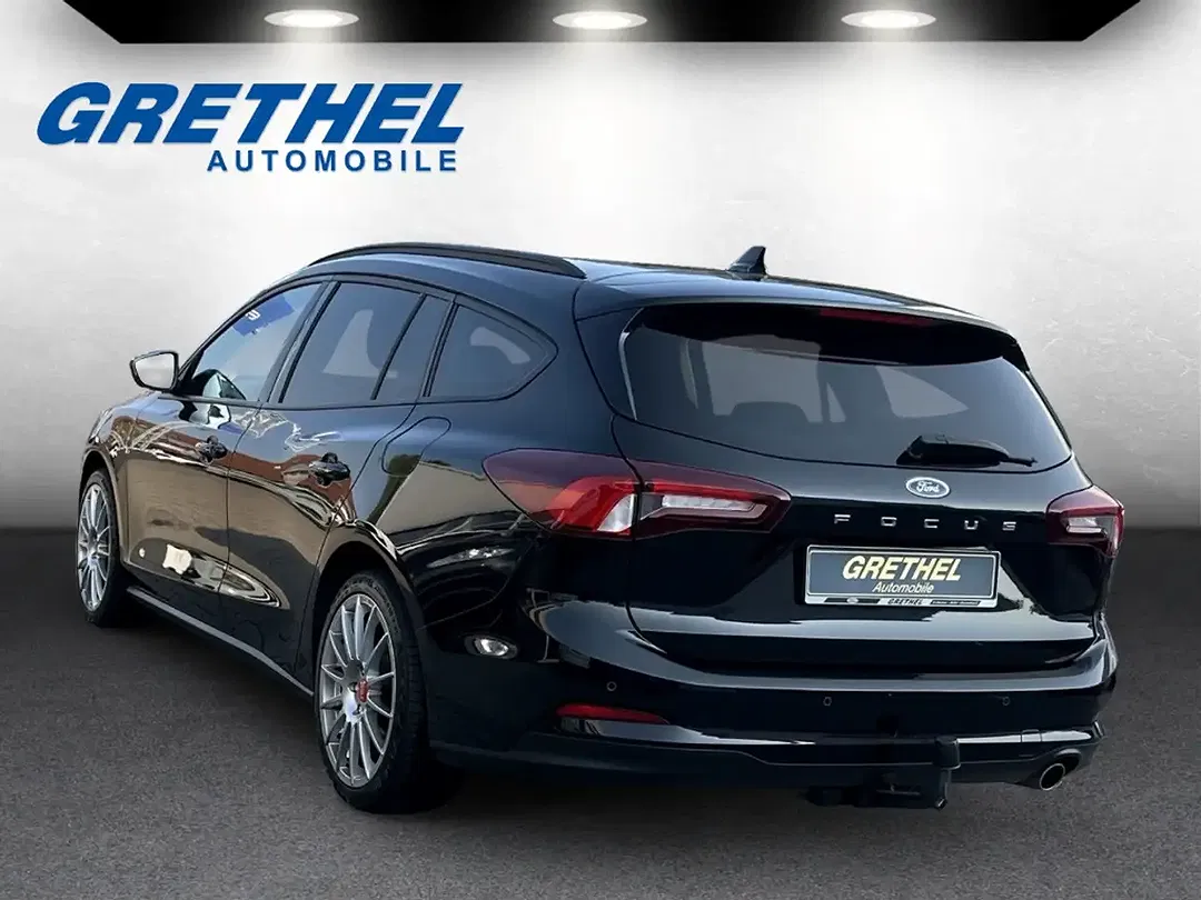 Ford Focus Cool & Connect - Thumbnail 3