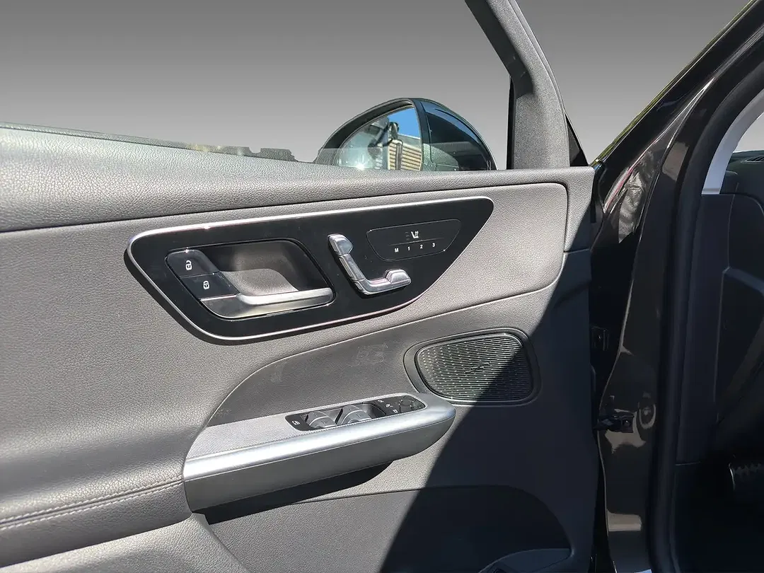 Mercedes-Benz GLC 300 4MATIC Avantgarde Advanced - Thumbnail 10