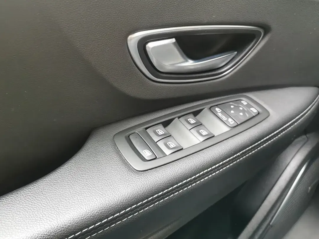 Renault Scenic dCi EDC - Thumbnail 5