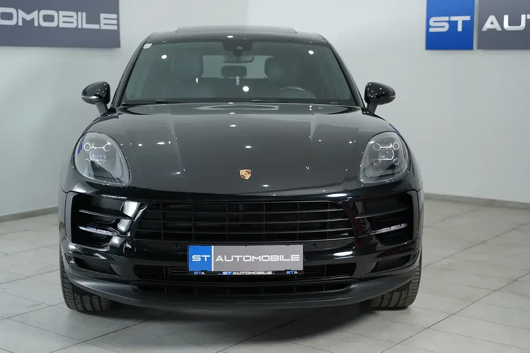 Porsche Macan AUT - Thumbnail 4