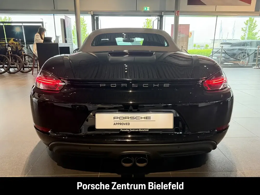 Porsche Boxster - Thumbnail 5