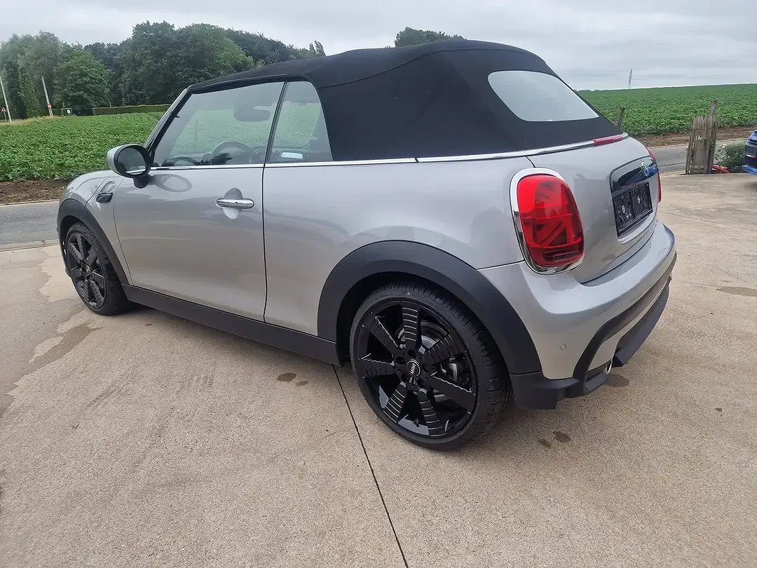 MINI Cooper Cabrio 1.5 - Thumbnail 3