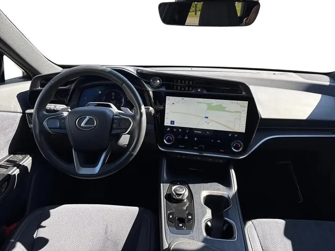 Lexus RZ - Thumbnail 7