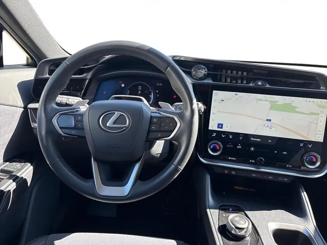 Lexus RZ - Thumbnail 8