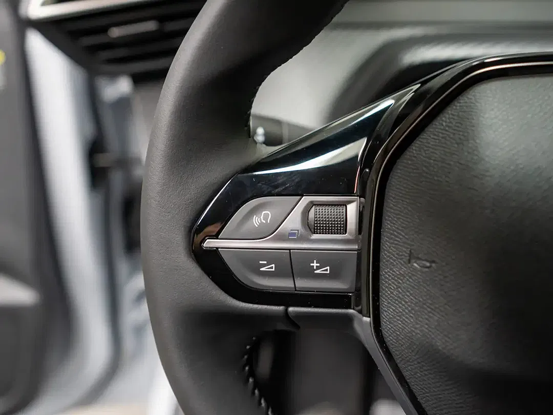 Peugeot 208 100 Allure - Thumbnail 15