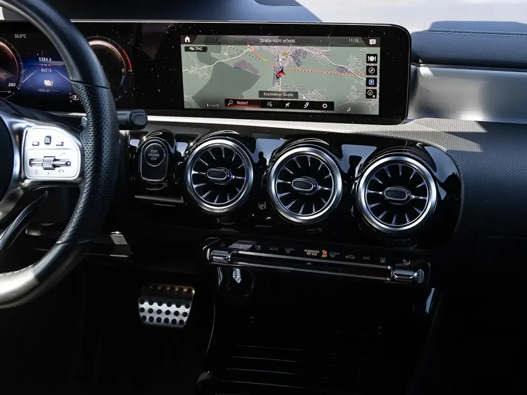 Mercedes-Benz CLA 250 MBUX AMG Line - Thumbnail 10