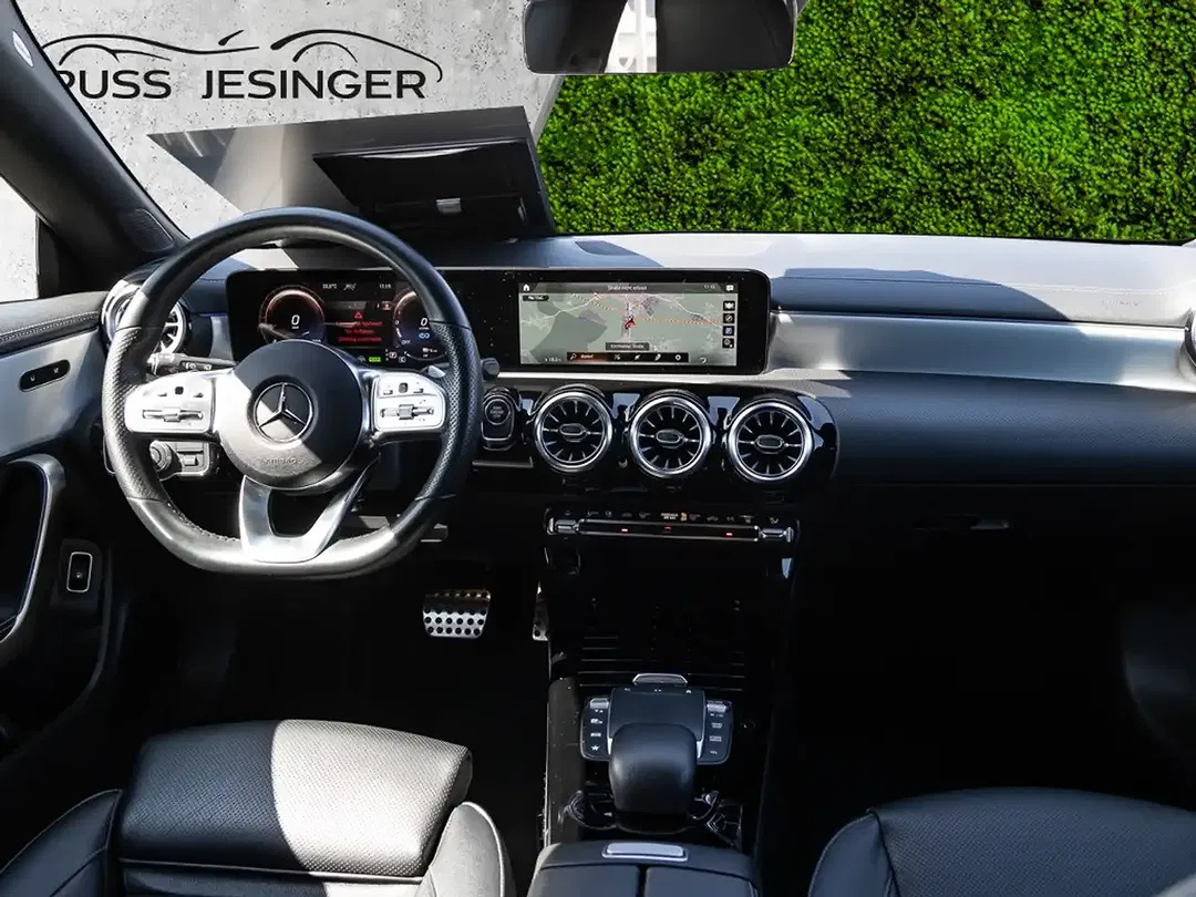 Mercedes-Benz CLA 250 MBUX AMG Line - Thumbnail 3