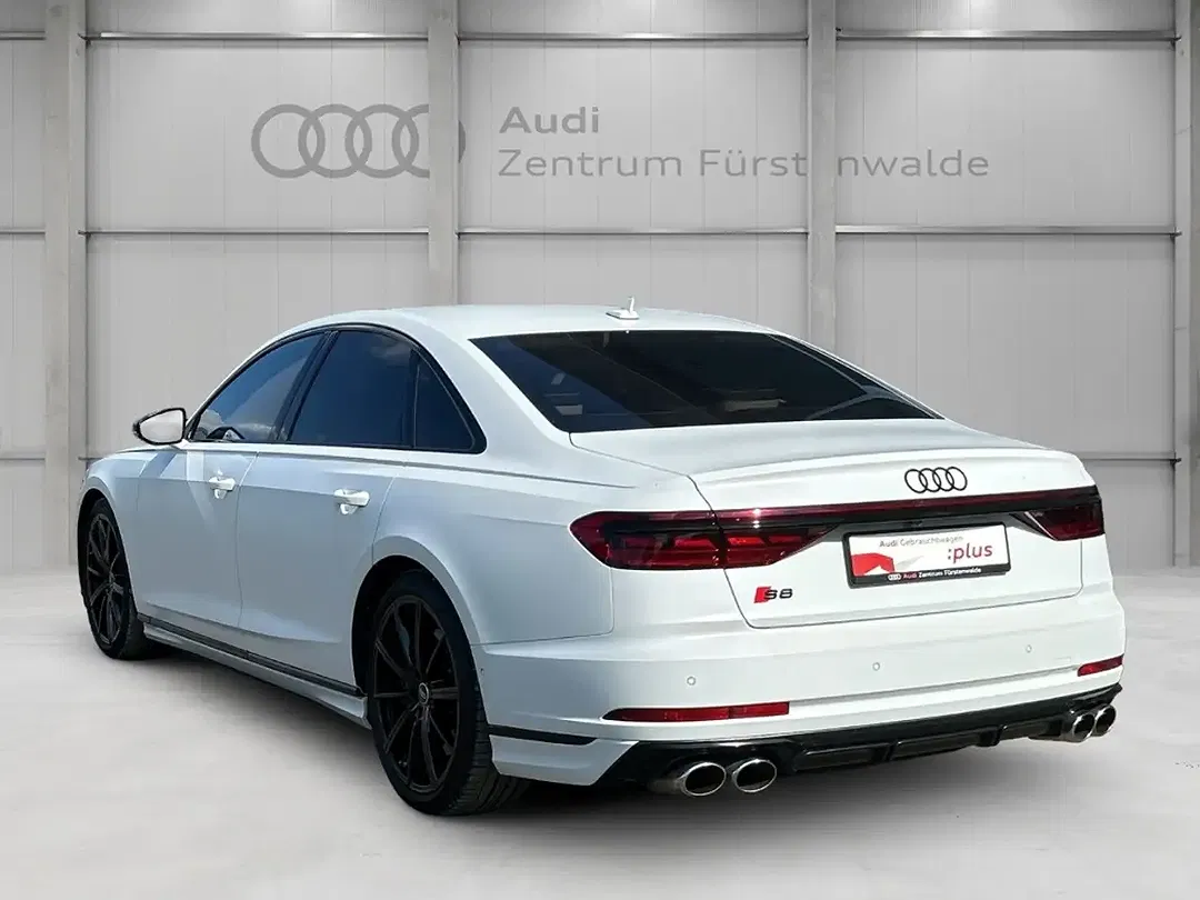 Audi S8 4.0 TFSI quattro - foto 2