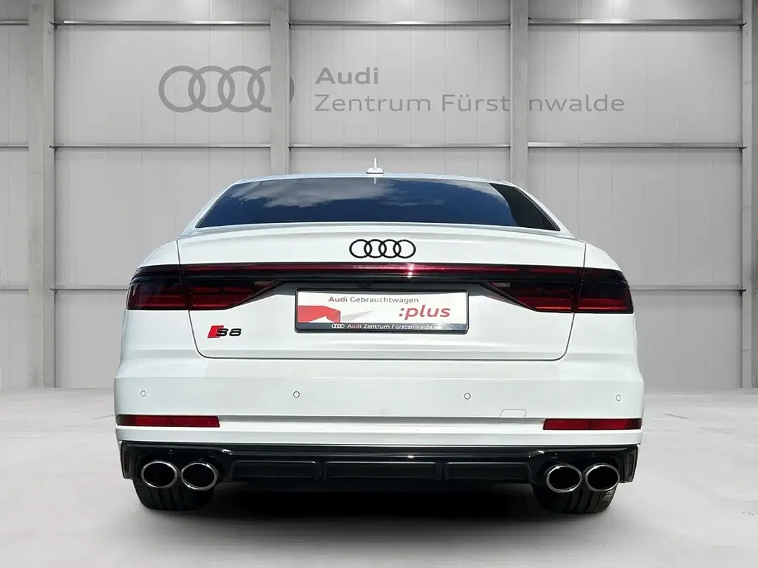 Audi S8 4.0 TFSI quattro - Thumbnail 3