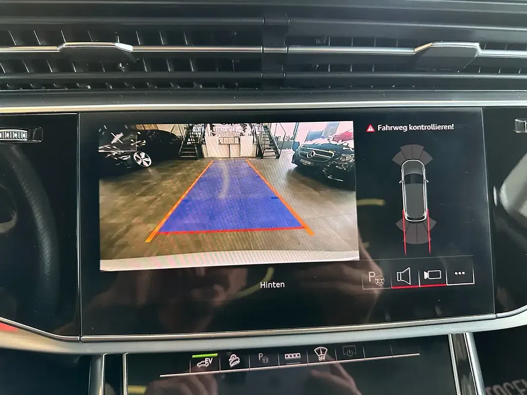 Audi Q7 55 TFSI e quattro Matrix LED - foto 15