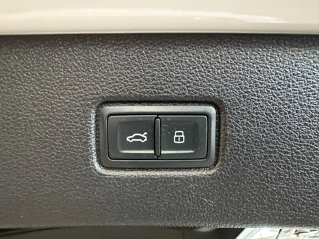 Audi Q7 55 TFSI e quattro Matrix LED - Thumbnail 6