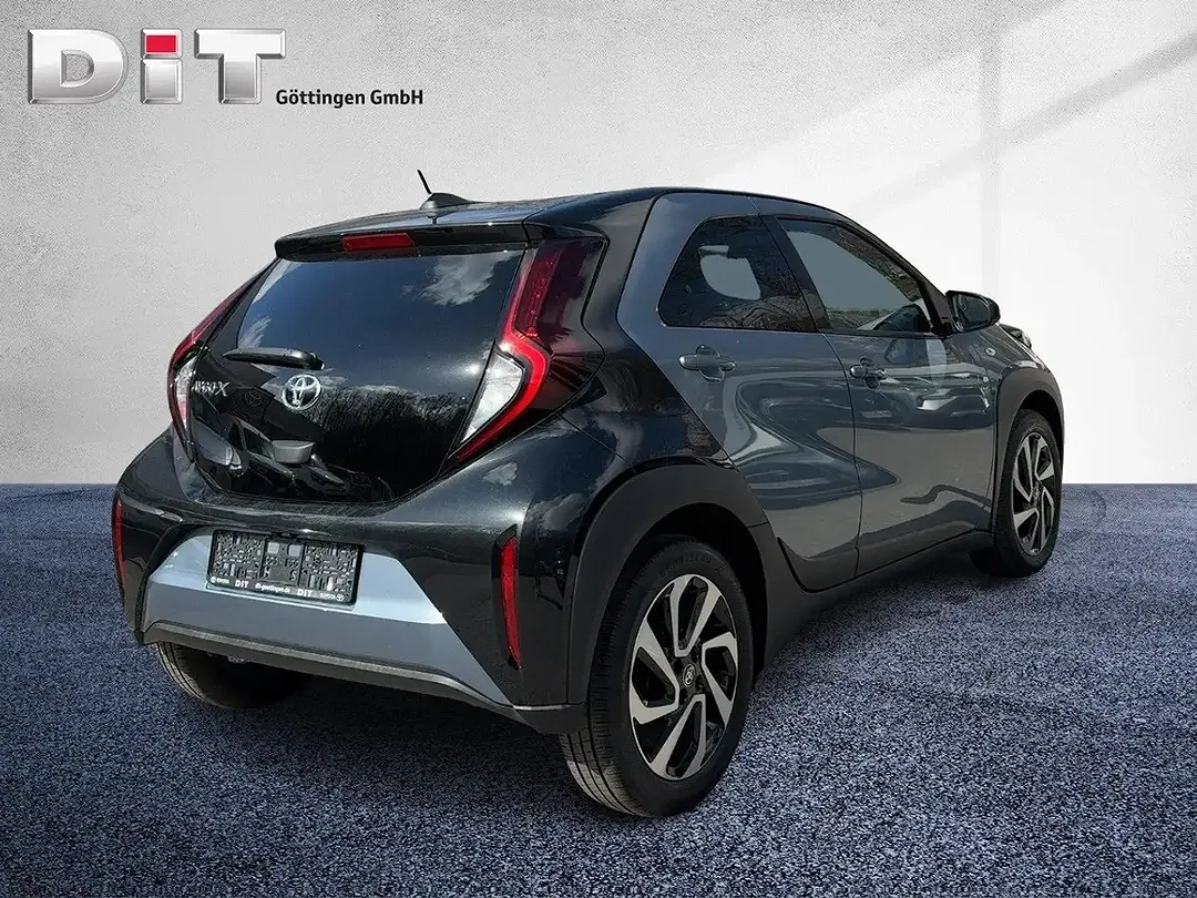Toyota Aygo - Thumbnail 6