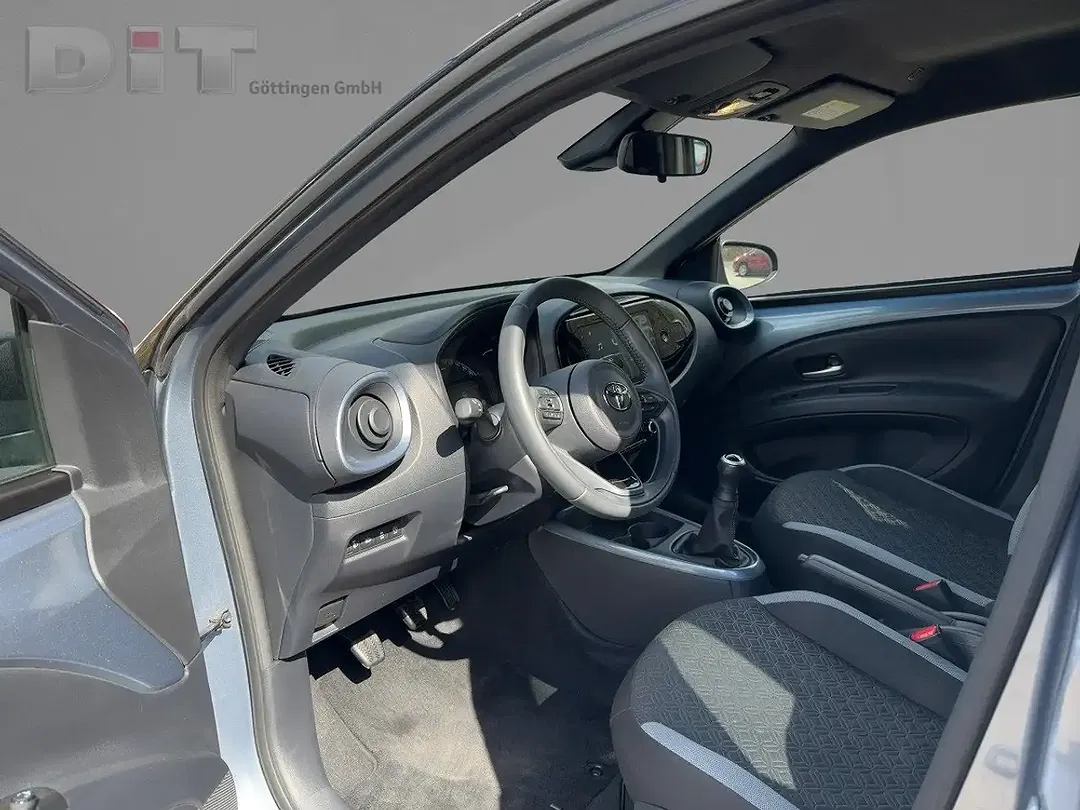 Toyota Aygo - Thumbnail 9