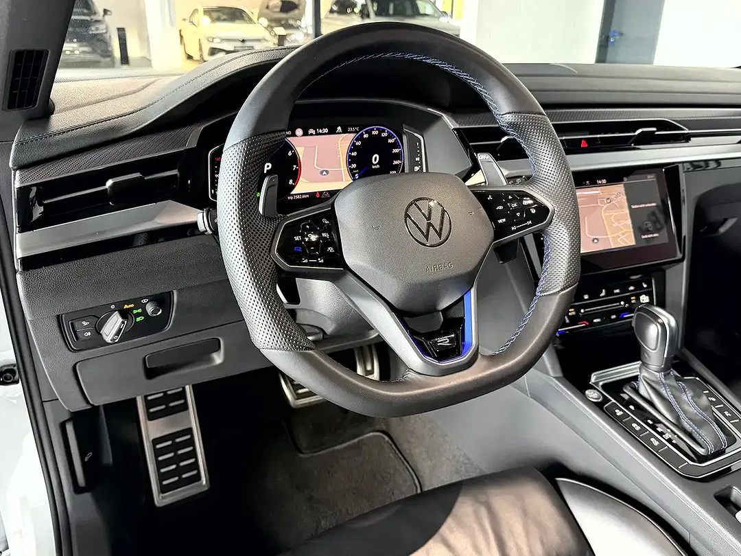 Volkswagen Arteon 2.0 TSI R Shooting Brake - Thumbnail 13