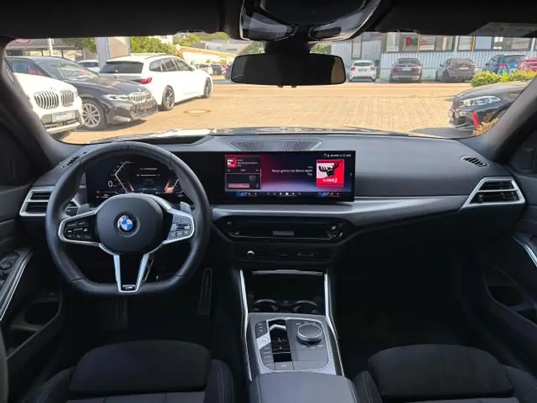 BMW 320 M Touring - Thumbnail 10