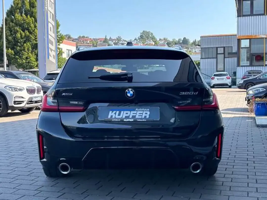 BMW 320 M Touring - Thumbnail 5