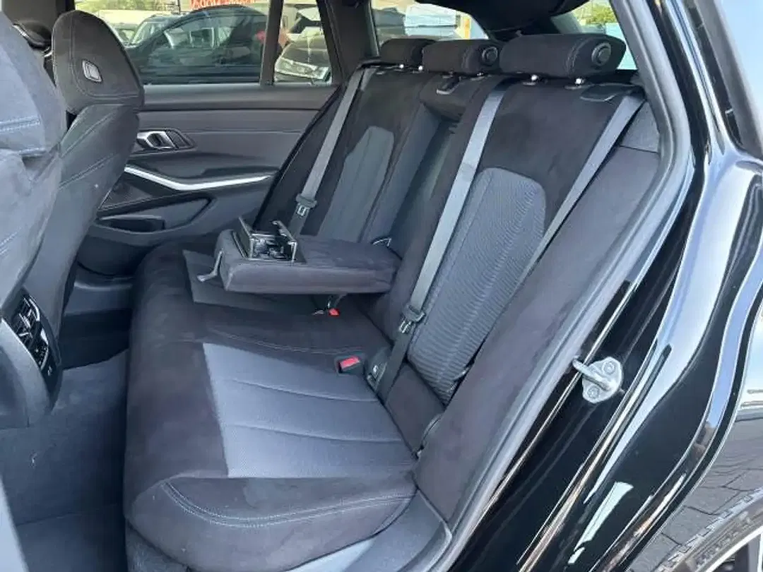 BMW 320 M Touring - Thumbnail 8