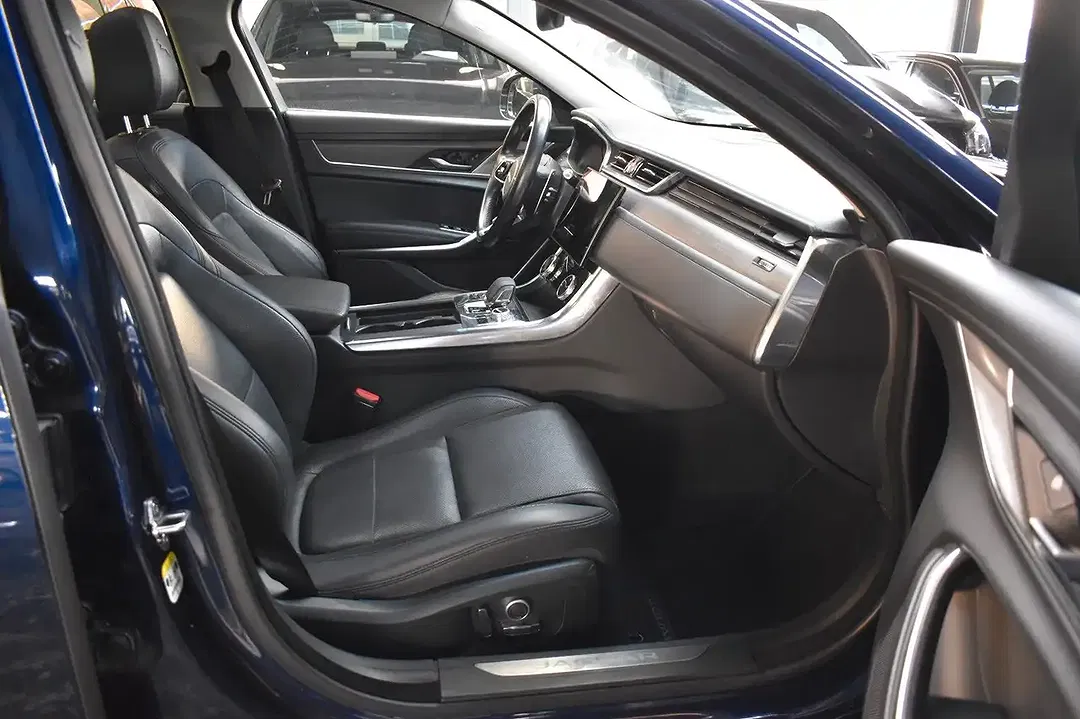 Jaguar XF Sportbrake S - foto 13