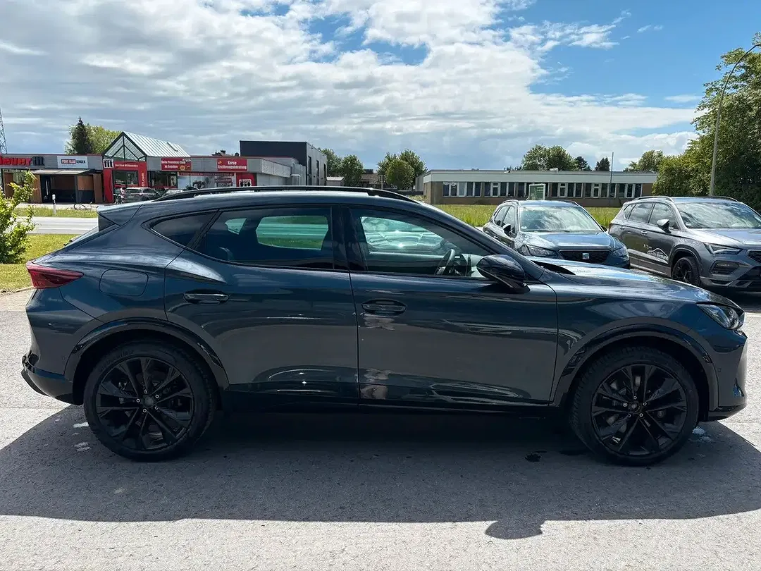 CUPRA Formentor TSI PHEV VZ1 - Thumbnail 4