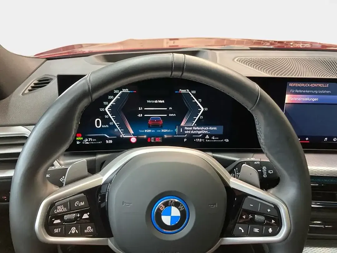 BMW 330 M Sport Pro - Thumbnail 14