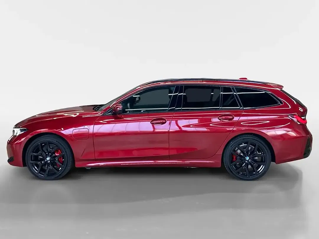 BMW 330 M Sport Pro - Thumbnail 4