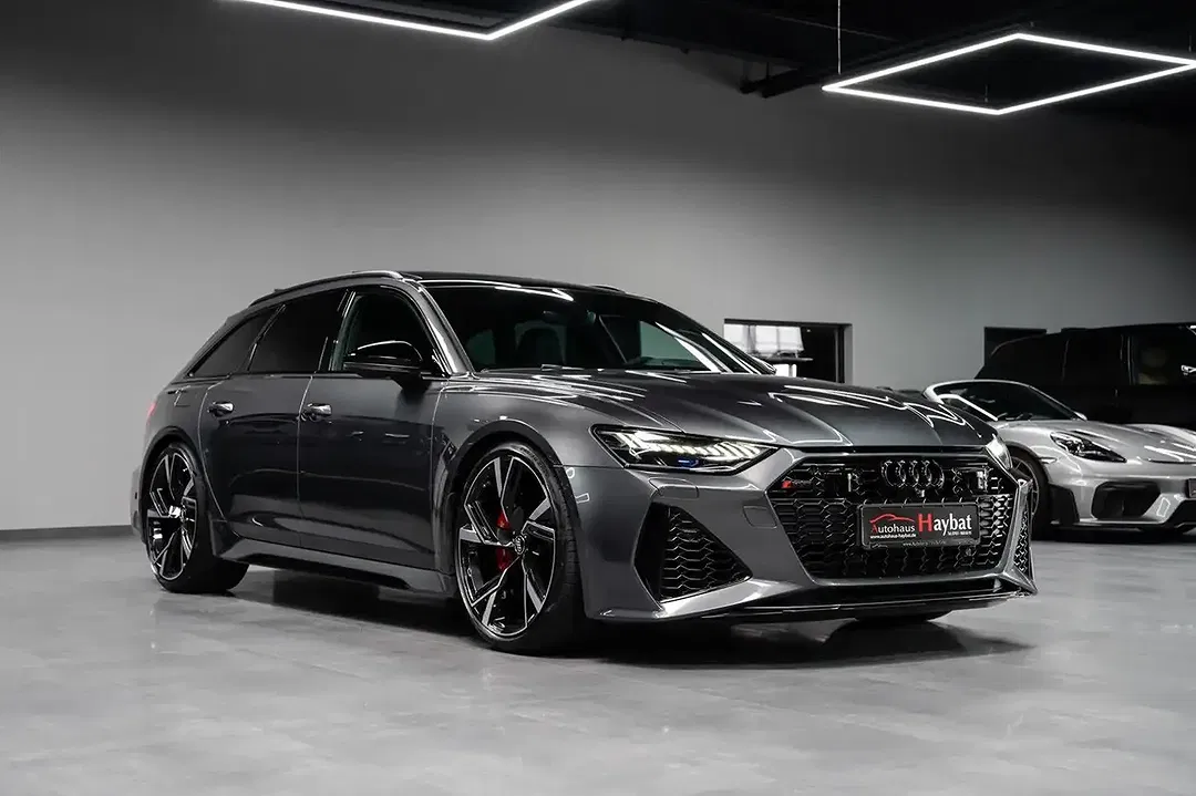 Audi RS6 RS - foto 1