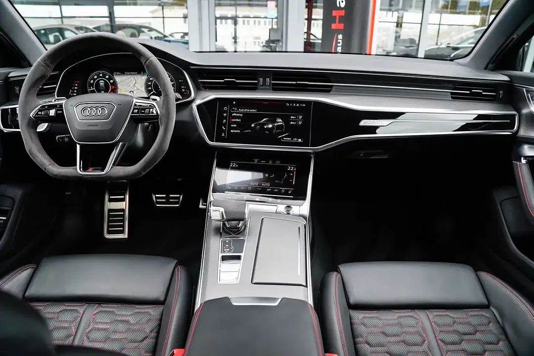 Audi RS6 RS - foto 15