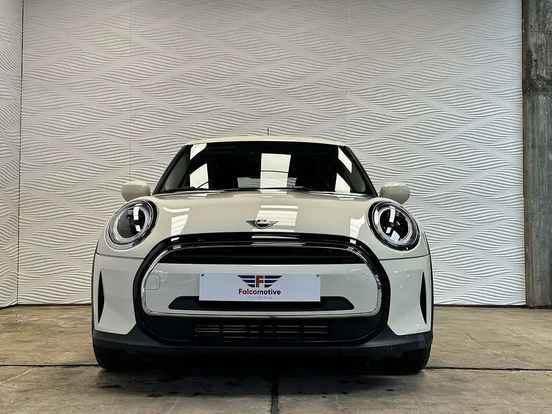 MINI One 1.5 Facelift - Thumbnail 4