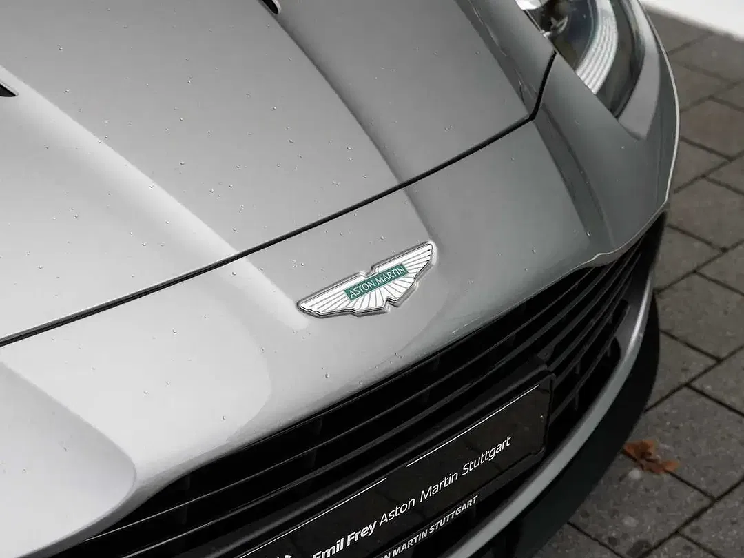 Aston Martin Vanquish - Thumbnail 13