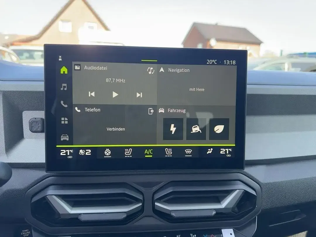 Dacia Bigster Hybrid Journey - Thumbnail 11