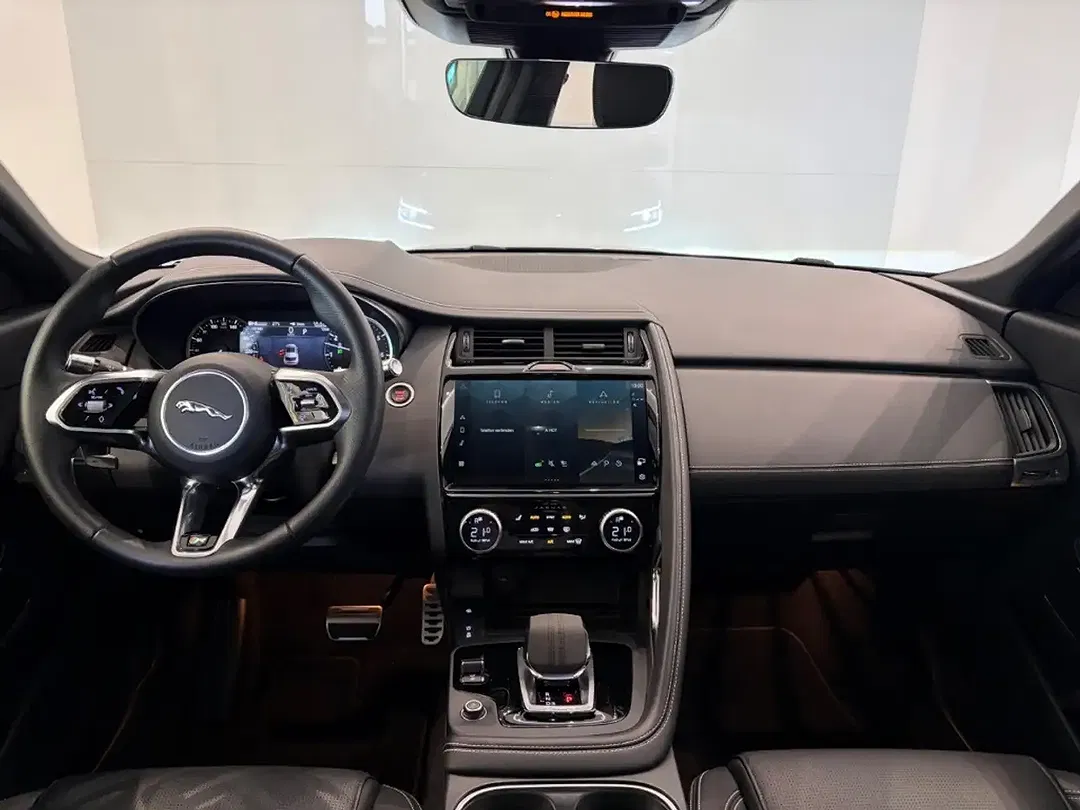 Jaguar E-Pace P200 4x4 R-Dynamic SE - Thumbnail 4