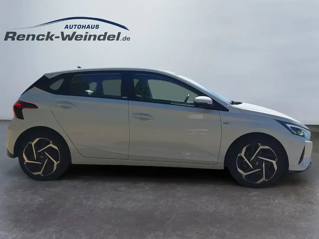 Hyundai i20 Intro Edition - Thumbnail 6