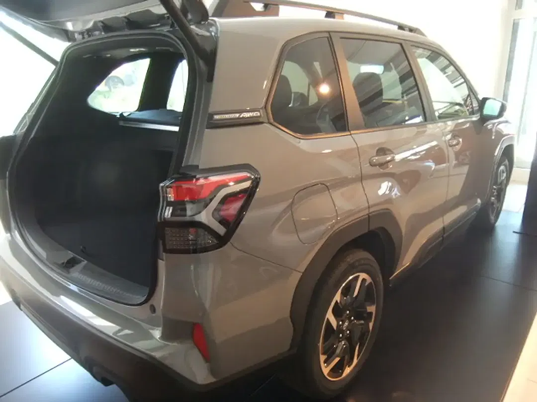 Subaru Forester 2.0 Lineartronic Exclusive - foto 12