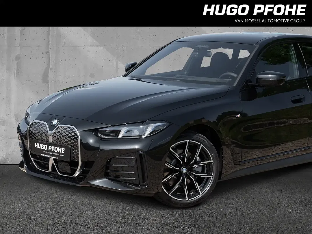 BMW i4 eDrive Electric - Thumbnail 4