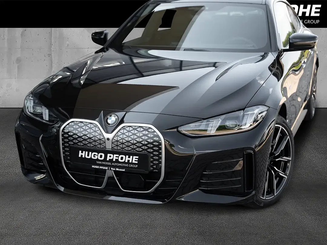 BMW i4 eDrive Electric - Thumbnail 5